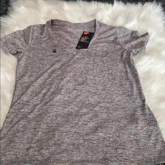 Under Armour
Women's Short Sleeve Tech V-Neck - Picture 5 of 5